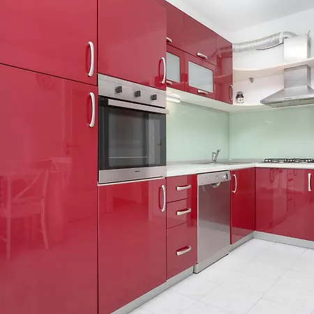 Spacious 2 Bedroom With Private Parking Apartment Hvar Town